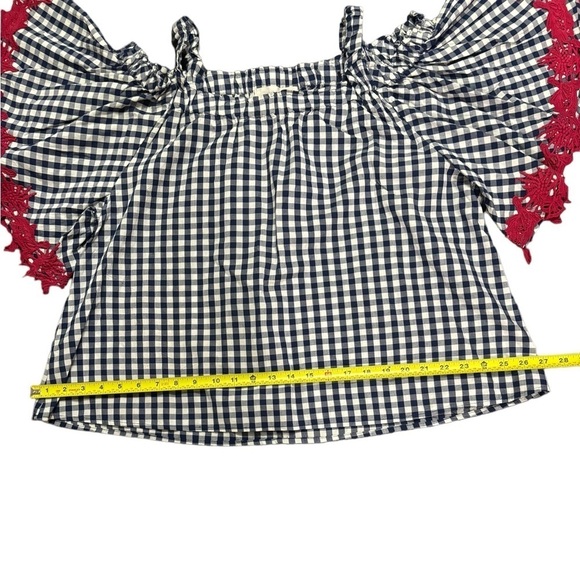 The Impeccable Pig Off The Shoulder top small - Picture 9 of 10